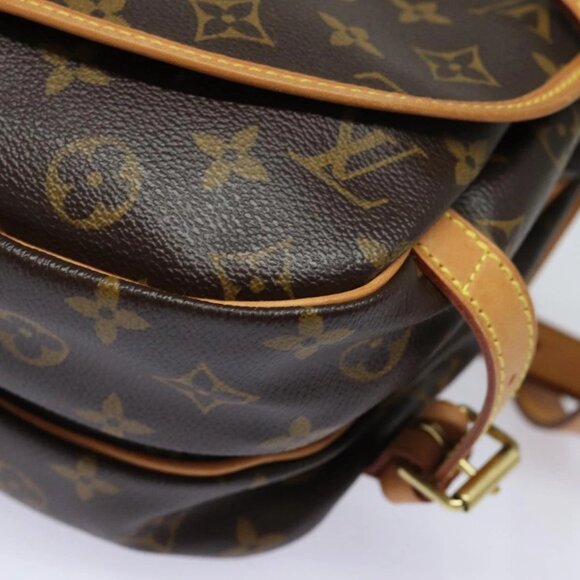 LOUIS VUITTON Monogram Saumur 30 Shoulder Bag M42256 LV Auth 80965A - Picture 3 of 16